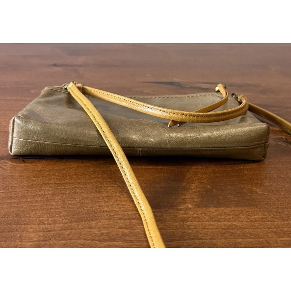 HOBO Darcy Crossbody Bag Leather Convertible Wristlet